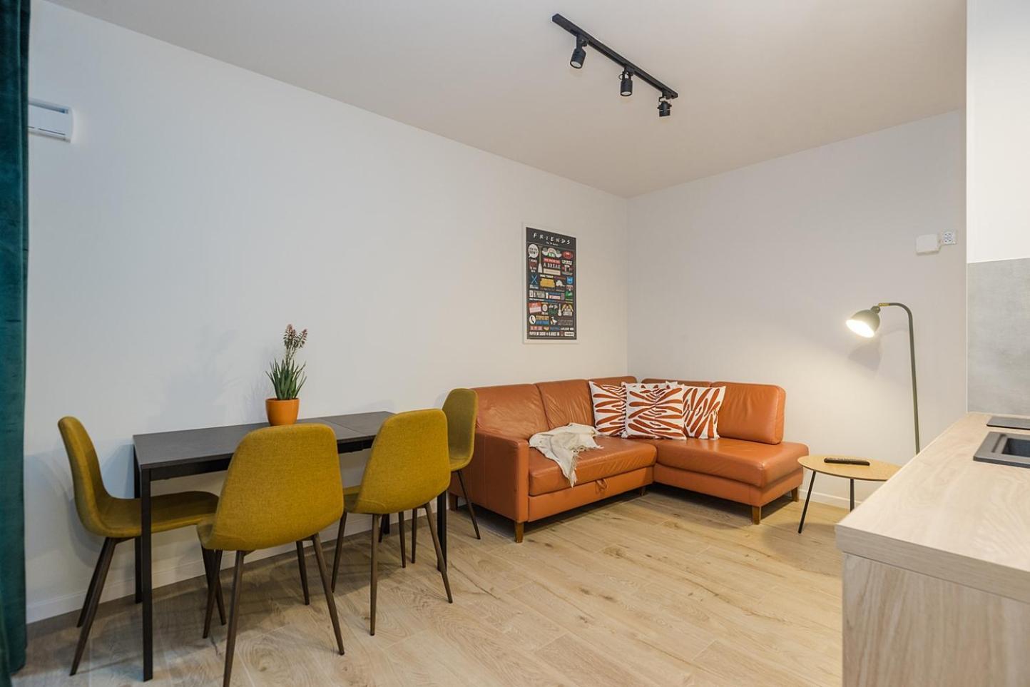 Lineburg Villa Apartments Warsaw Ngoại thất bức ảnh